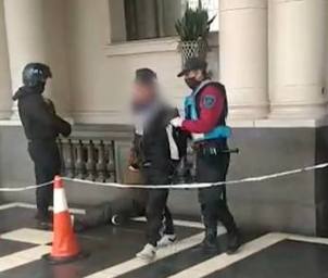 Ladrones de mujer de 79 a�os en Recoleta