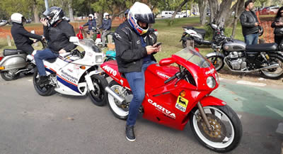 caravana de motociclistas