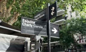 Esquina Charly Garc�a